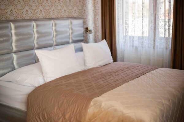 maxplaza trnava premium deluxe zimmer
